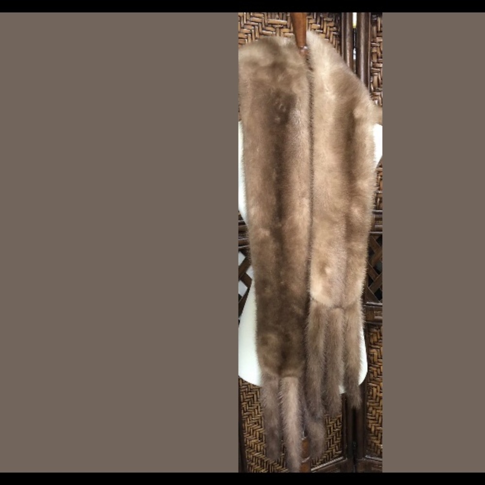 Bullocks Wilshire Kolinsky Fur